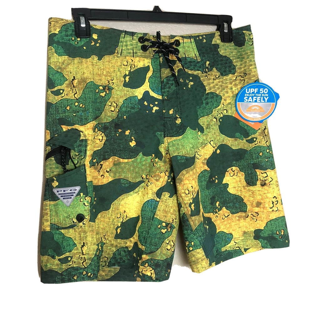 Columbia Men PFG 34 Offshore II Board Short Camo Bottle Opener Lake Beach Summer